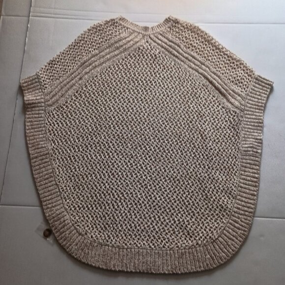 TALBOT’S Open Knit Tan Oversized Poncho Women’s Size XS NWT - Picture 8 of 14